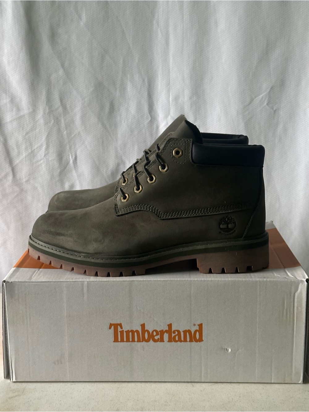 Timberland Rockaway Mid Waterproof Chukka Dark Green Nubuck Boots 9.5